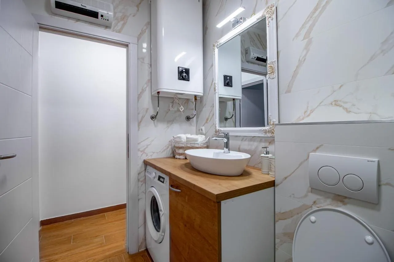 Apartments Euphoria East Rijeka