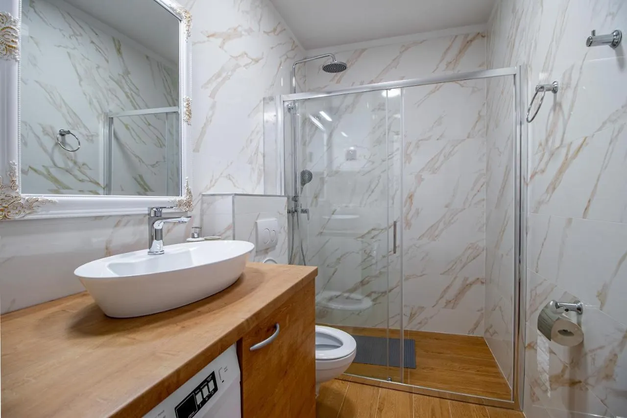Apartments Euphoria East Rijeka